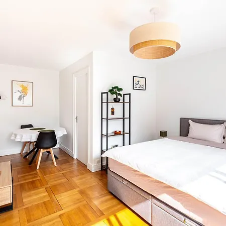 Guestready - Serene Retreat With A Balcony Apartment