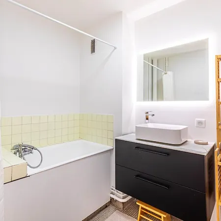 Guestready - Serene Retreat With A Balcony *